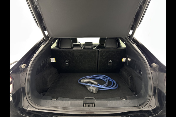 Ford Mustang Mach-E RWD 75 kWh [ 3-Fase ] {SOH-84%} (INCL.BTW) *LEATHER | FULL-LED | DAB | DIGI-COCKPIT | KEYLESS | NAVI-FULLMAP | CARPLAY | HEATED-COMFORTSEATS | TOPVIEW | ADAPTIVE-CRUISE | PRIVACY-GLASS | 18'' ALU*