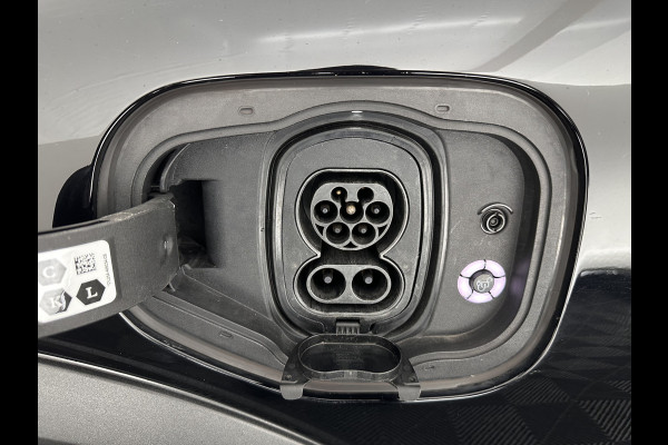 Ford Mustang Mach-E RWD 75 kWh [ 3-Fase ] {SOH-84%} (INCL.BTW) *LEATHER | FULL-LED | DAB | DIGI-COCKPIT | KEYLESS | NAVI-FULLMAP | CARPLAY | HEATED-COMFORTSEATS | TOPVIEW | ADAPTIVE-CRUISE | PRIVACY-GLASS | 18'' ALU*