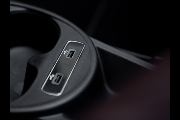 Abarth 595 C Turismo | Verwacht | Automaat | Diamond-stitching | CarPlay