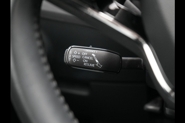 Škoda Superb Combi 1.4 TSI iV Business Edition PHEV 218pk Dealer O.H. | Trekhaak Af Fabriek | Adaptive Cruise | 360 Camera | Canton Audio | Lederen Sportstoelen Massage & Ventilatie & Memory | Sfeerverlichting | Stoelen & Stuur Verwarmd | Keyless | Plug In Hybrid