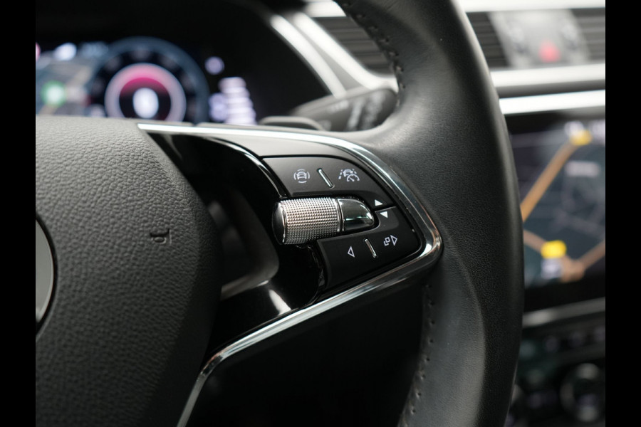 Škoda Superb Combi 1.4 TSI iV Business Edition PHEV 218pk Dealer O.H. | Trekhaak Af Fabriek | Adaptive Cruise | 360 Camera | Canton Audio | Lederen Sportstoelen Massage & Ventilatie & Memory | Sfeerverlichting | Stoelen & Stuur Verwarmd | Keyless | Plug In Hybrid