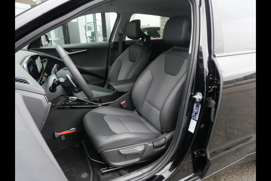 Kia Niro EV Light Advanced 64.8 kWh | Navi | Camera | Carplay | Stoel&stuur verwarming | 3Fase