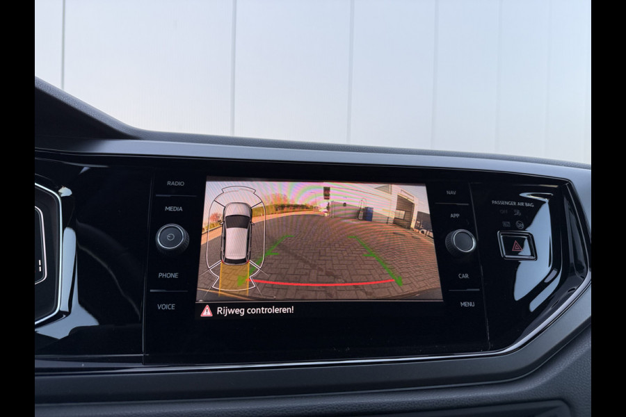 Volkswagen Polo 1.0 TSI R-Line Business