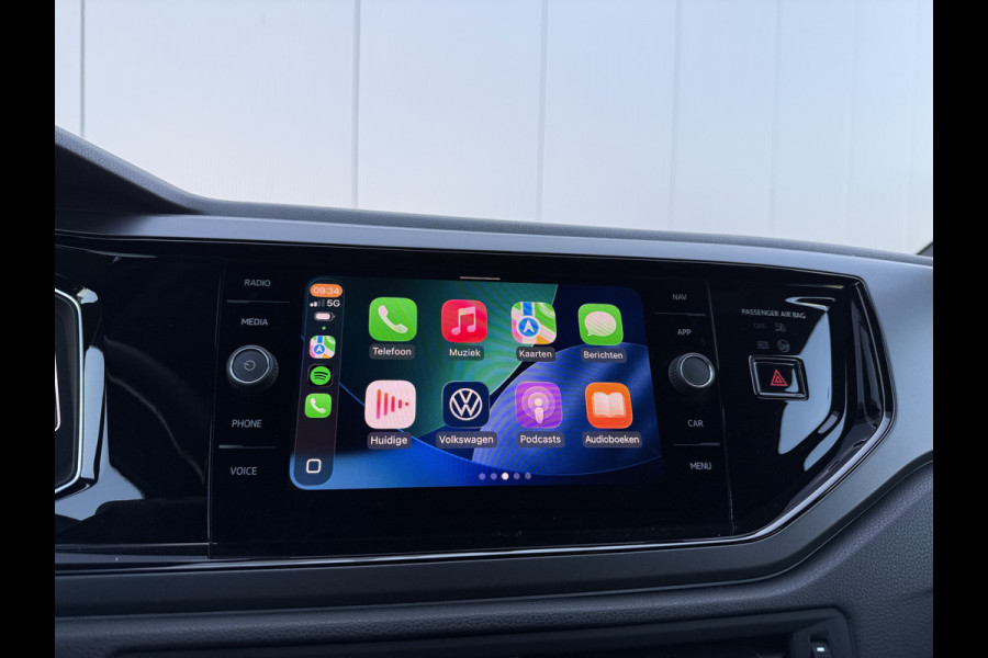 Volkswagen Polo 1.0 TSI R-Line Business