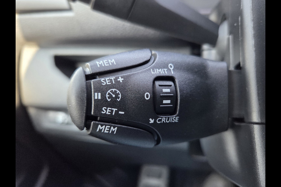 Citroën ë-Jumpy L2 50 kWh SNELLADER Airco Navi DAB+ Achteruitrijcamera PDC