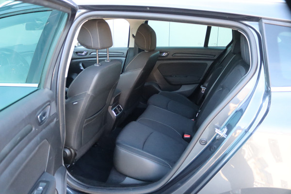 Renault Mégane Estate 1.3 TCe 116PK Limited Trekhaak/Navigatie/Parkeerhulp/Cruise-control