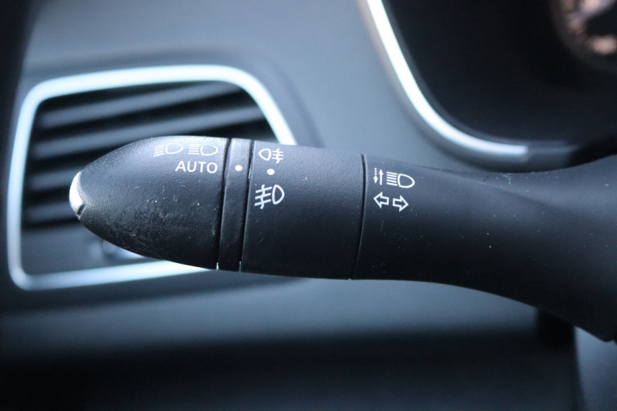 Renault Mégane Estate 1.3 TCe 116PK Limited Trekhaak/Navigatie/Parkeerhulp/Cruise-control