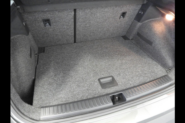 Seat Arona 1.0 TSI Style NAVI/CLIMA/CRUISE/LED/17"LMV!