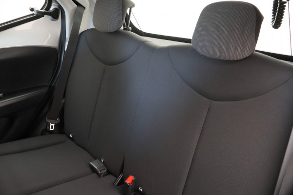 Toyota Aygo 1.0 VVT-i x-fun 5-Deurs, Airco, Bluetooth, Elektrische Ramen, Xenon, Radio, USB