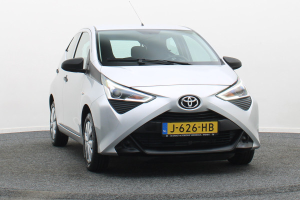 Toyota Aygo 1.0 VVT-i x-fun 5-Deurs, Airco, Bluetooth, Elektrische Ramen, Xenon, Radio, USB