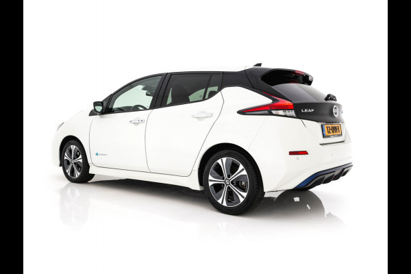 Nissan Leaf Tekna 40 kWh *LUXURY-LEATHER | FULL-LED | KEYLESS | NAVI-FULLMAP | BLIND-SPOT | BOSE-SOUND | DAB+ | HEATED-COMFORTSEATS | DIGI-COCKPIT | PRIVACY-GLASS | TOPVIEW-CAMERA | 17"ALU*