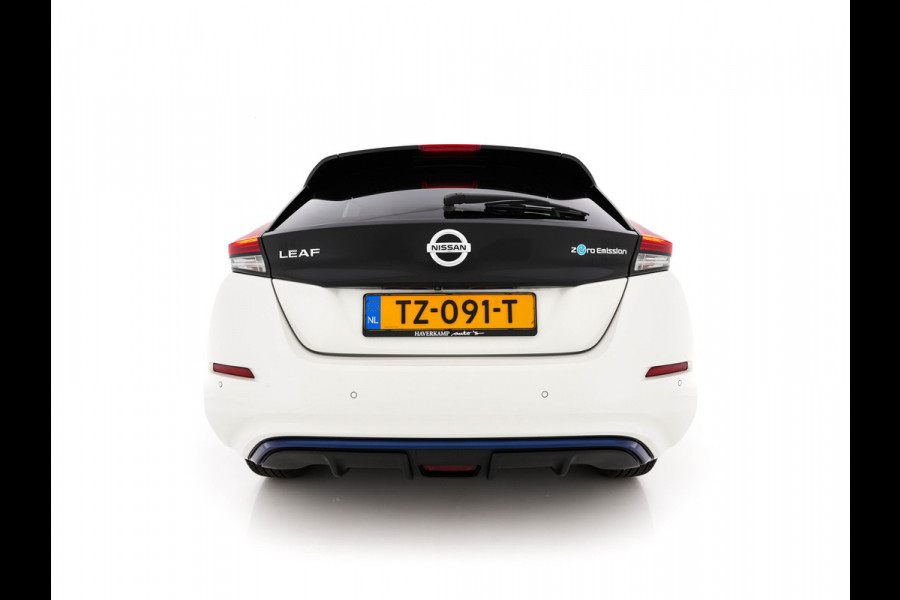 Nissan Leaf Tekna 40 kWh *LUXURY-LEATHER | FULL-LED | KEYLESS | NAVI-FULLMAP | BLIND-SPOT | BOSE-SOUND | DAB+ | HEATED-COMFORTSEATS | DIGI-COCKPIT | PRIVACY-GLASS | TOPVIEW-CAMERA | 17"ALU*