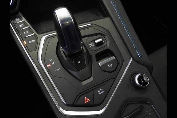 Lynk & Co 01 1.5 PHEV BlackEdition NAVI/360CAM/SCHUIFDAK/LED/20"LMV!