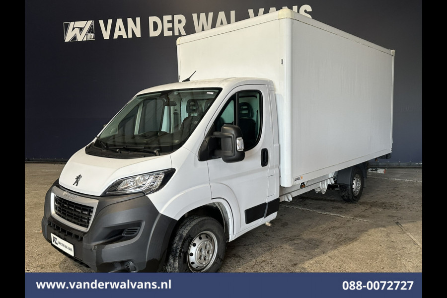 Peugeot Boxer 2.2 BlueHDi 141pk Bakwagen Laadklep Euro6 Airco | Cruisecontrol | 995kg laadvermogen Bijrijdersbank