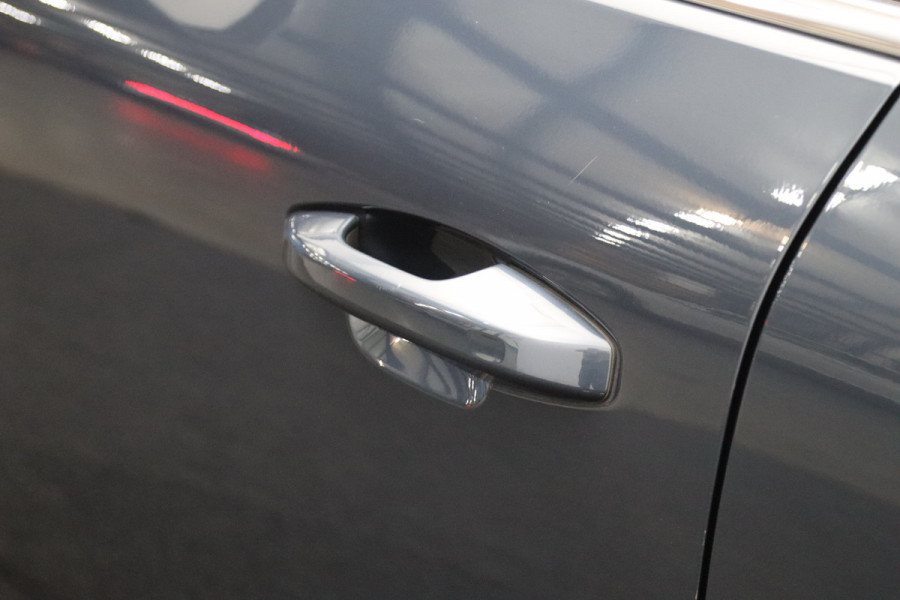 Volvo XC40 1.5 T4 Recharge 211 PK Inscription Expression PHEV, Leder, Adap. Cruise Control, Winterpakket