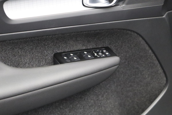 Volvo XC40 1.5 T4 Recharge 211 PK Inscription Expression PHEV, Leder, Adap. Cruise Control, Winterpakket