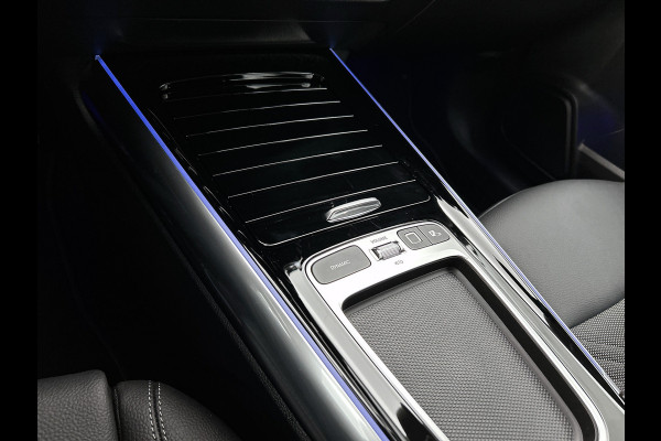 Mercedes-Benz GLA 250 e Plug-In Hybride Trekhaak | Distronic | Sfeerverlichting | Stuur en Stoelverwarming | Ledkoplampen Inclusief 24 maanden Mercedes-Benz Certified garantie voor Europa.