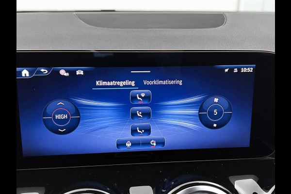Mercedes-Benz GLA 250 e Plug-In Hybride Trekhaak | Distronic | Sfeerverlichting | Stuur en Stoelverwarming | Ledkoplampen Inclusief 24 maanden Mercedes-Benz Certified garantie voor Europa.
