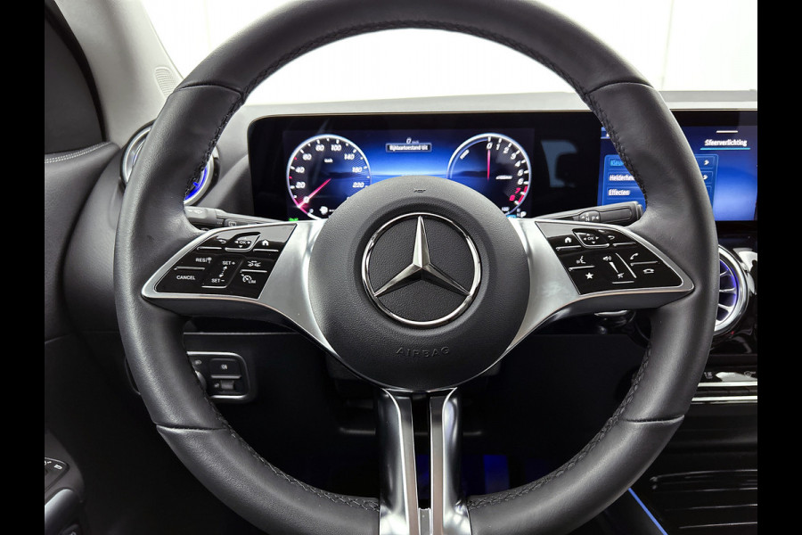 Mercedes-Benz GLA 250 e Plug-In Hybride Trekhaak | Distronic | Sfeerverlichting | Stuur en Stoelverwarming | Ledkoplampen Inclusief 24 maanden Mercedes-Benz Certified garantie voor Europa.