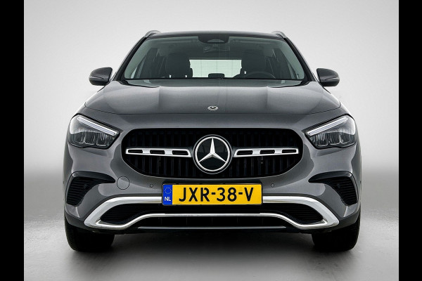 Mercedes-Benz GLA 250 e Plug-In Hybride Trekhaak | Distronic | Sfeerverlichting | Stuur en Stoelverwarming | Ledkoplampen Inclusief 24 maanden Mercedes-Benz Certified garantie voor Europa.