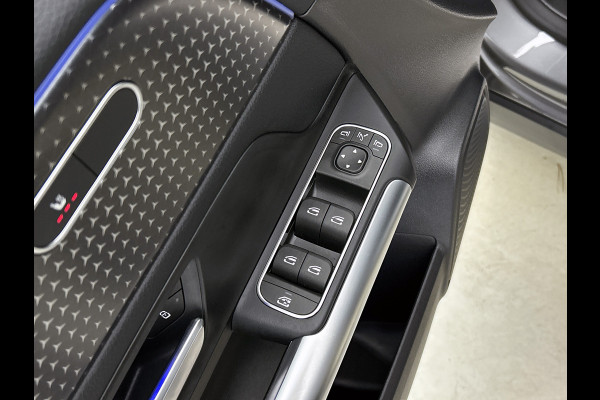 Mercedes-Benz GLA 250 e Plug-In Hybride Trekhaak | Distronic | Sfeerverlichting | Stuur en Stoelverwarming | Ledkoplampen Inclusief 24 maanden Mercedes-Benz Certified garantie voor Europa.