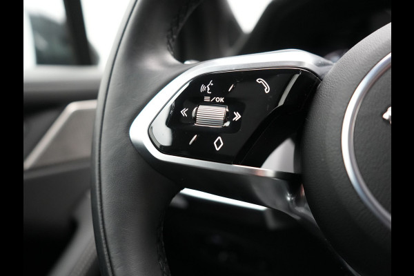 Jaguar I-PACE EV400 R-Dynamic HSE FACELIFT MODEL INCL BTW | Luchtvering | Panodak | Adaptive Cruise | Lederen Kuipstoelen Memory & Ventilatie | Alcantara Hemel |  22"L.M | Head Up | Meridian Sound | Keyless | Apple Carplay |