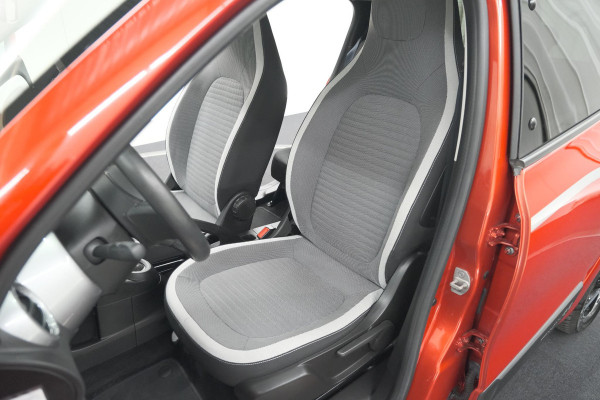 Renault Twingo 1.0 SCe Limited | Automaat | Parkeersensoren | Allseason Banden | Bluetooth Radio