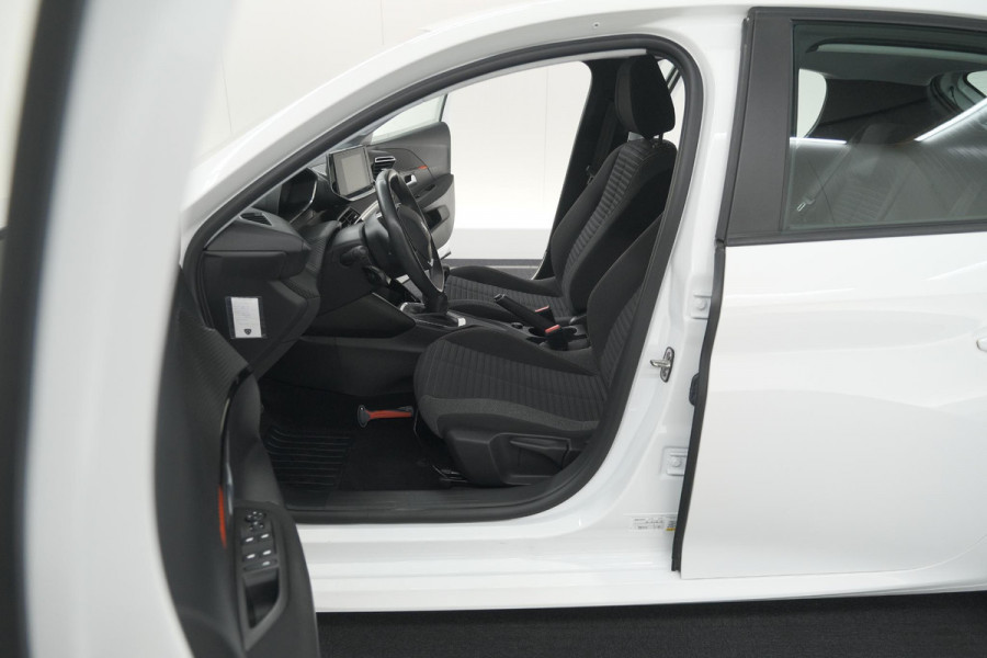 Peugeot 208 PureTech 100 Active Pack | Apple Carplay | Parkeersensoren | Airco