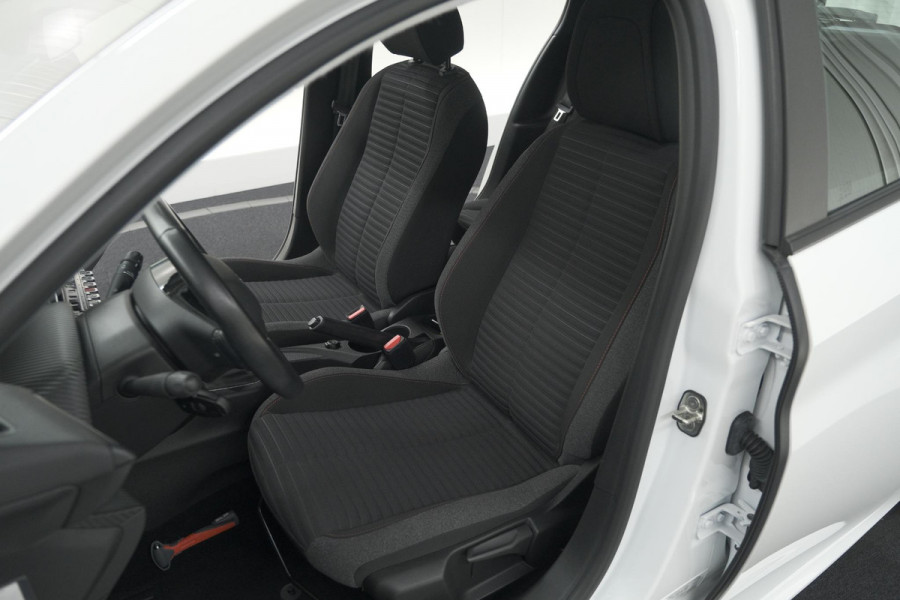 Peugeot 208 PureTech 100 Active Pack | Apple Carplay | Parkeersensoren | Airco