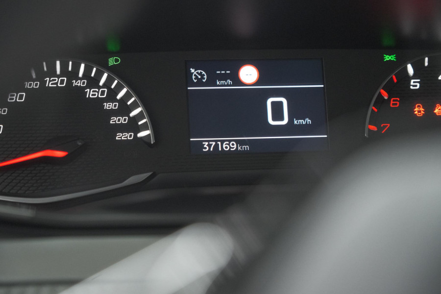 Peugeot 208 PureTech 100 Active Pack | Apple Carplay | Parkeersensoren | Airco