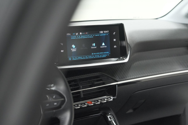 Peugeot 208 PureTech 100 Active Pack | Apple Carplay | Parkeersensoren | Airco