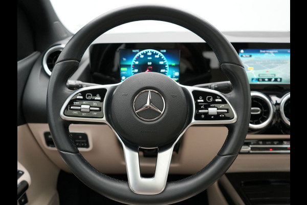 Mercedes-Benz B-Klasse 250 e Progressive PHEV 218pk Dealer O.H. | Trekhaak Af Fabriek | Panodak | Camera | Lederen Sportstoelen Memory & Verwarmd | Apple Carplay | Keyless | Cruise Control | Navigatie | DAB | Plug In Hybrid
