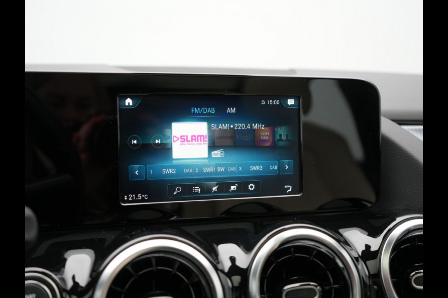 Mercedes-Benz B-Klasse 250 e Progressive PHEV 218pk Dealer O.H. | Trekhaak Af Fabriek | Panodak | Camera | Lederen Sportstoelen Memory & Verwarmd | Apple Carplay | Keyless | Cruise Control | Navigatie | DAB | Plug In Hybrid
