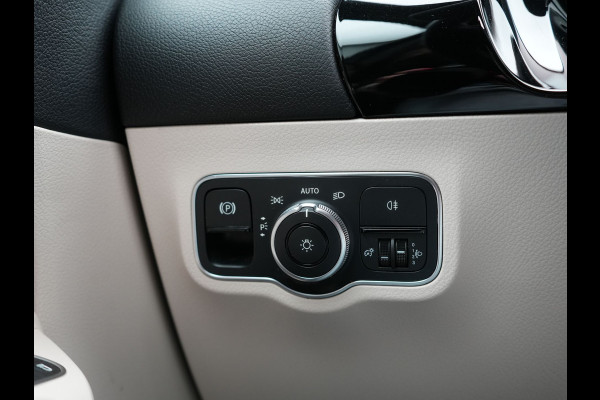 Mercedes-Benz B-Klasse 250 e Progressive PHEV 218pk Dealer O.H. | Trekhaak Af Fabriek | Panodak | Camera | Lederen Sportstoelen Memory & Verwarmd | Apple Carplay | Keyless | Cruise Control | Navigatie | DAB | Plug In Hybrid
