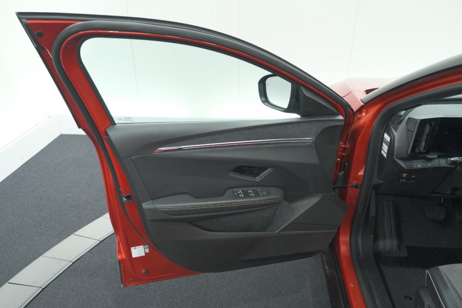 Renault Mégane E-Tech EV60 Optimum Charge Techno | Trekhaak | Harman/Kardon | Camera | Adaptieve Cruise Control | Pack Winter | SOH = 92,5%