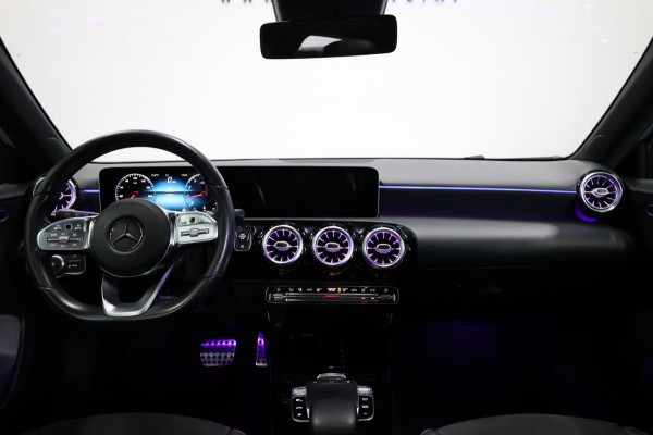 Mercedes-Benz A-Klasse 200 AMG Line LED/SFEER/HALF LEER+S.VERWARMING/CAM/LINE/ACC/ECC/12 MDN GARANTIE!