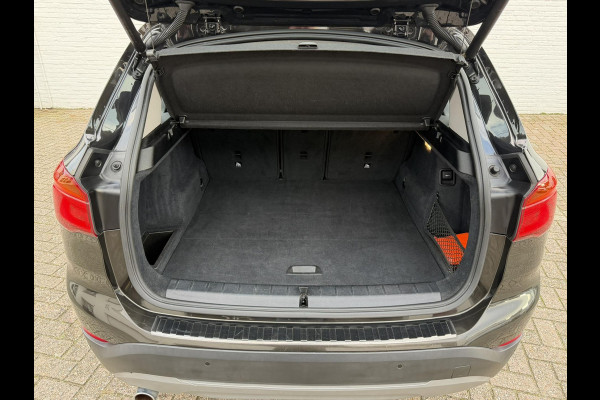 BMW X1 SDrive18i Automaat Clima Cruise Navi Pdc V+A Stoelverwarming Elek. A-klep
