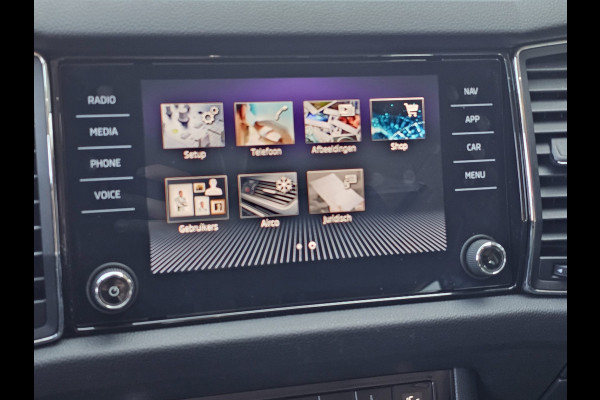 Škoda Kodiaq 1.5 TSI Business Edition | Automaat | LED | ACC | Kessy | Canton | Camera | Stuur & stoelverwarming | Smartlink Wireless | Elek. achterklep |