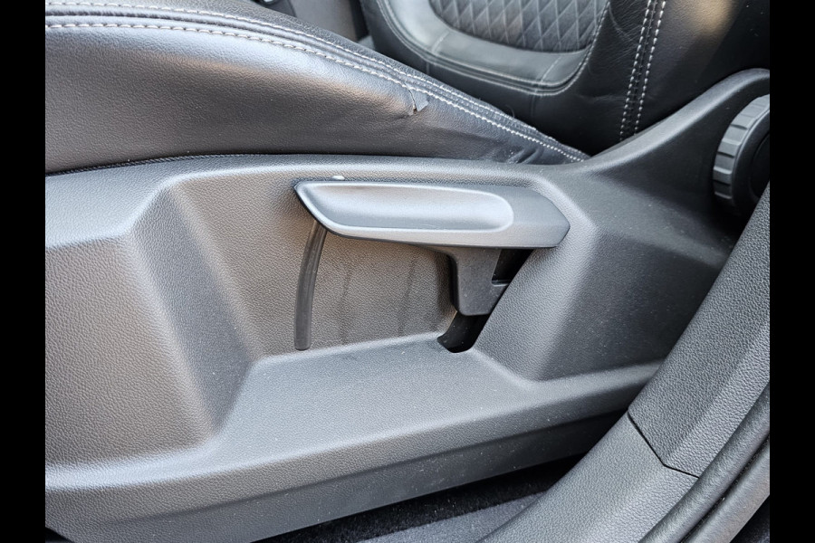 Škoda Kodiaq 1.5 TSI Business Edition | Automaat | LED | ACC | Kessy | Canton | Camera | Stuur & stoelverwarming | Smartlink Wireless | Elek. achterklep |