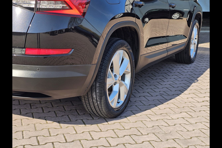 Škoda Kodiaq 1.5 TSI Business Edition | Automaat | LED | ACC | Kessy | Canton | Camera | Stuur & stoelverwarming | Smartlink Wireless | Elek. achterklep |