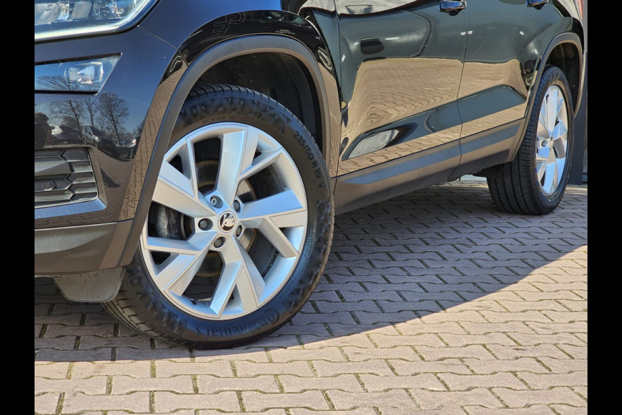 Škoda Kodiaq 1.5 TSI Business Edition | Automaat | LED | ACC | Kessy | Canton | Camera | Stuur & stoelverwarming | Smartlink Wireless | Elek. achterklep |