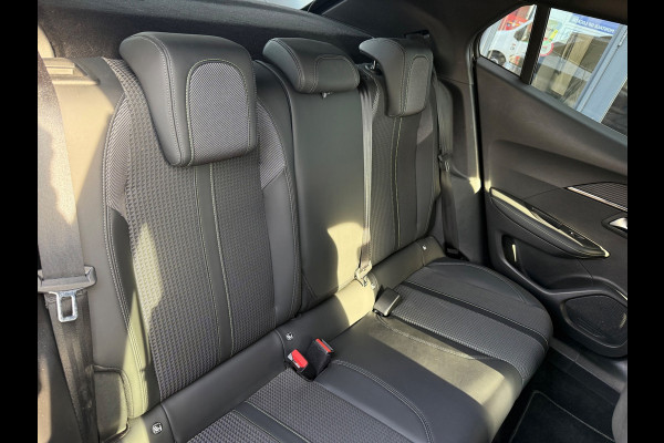 Peugeot 2008 1.2 PureTech GT | 130PK | Camera | LED | Navi