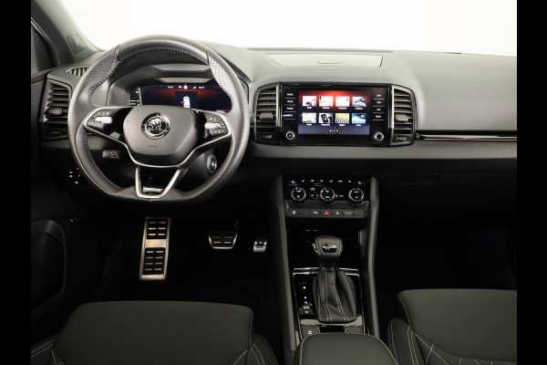 Škoda Karoq 1.5 TSI ACT Sportline Business 150pk | Wegklapbare trekhaak | Navigatie via APP | Verlengde garantie | Verwambare stoelen voor en achter