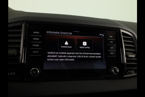 Škoda Karoq 1.5 TSI ACT Sportline Business 150pk | Wegklapbare trekhaak | Navigatie via APP | Verlengde garantie | Verwambare stoelen voor en achter
