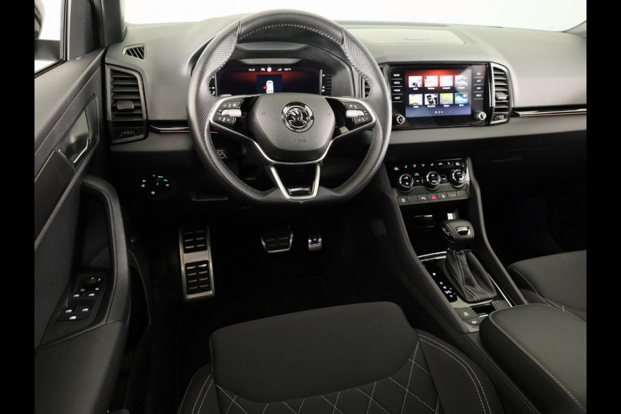 Škoda Karoq 1.5 TSI ACT Sportline Business 150pk | Wegklapbare trekhaak | Navigatie via APP | Verlengde garantie | Verwambare stoelen voor en achter