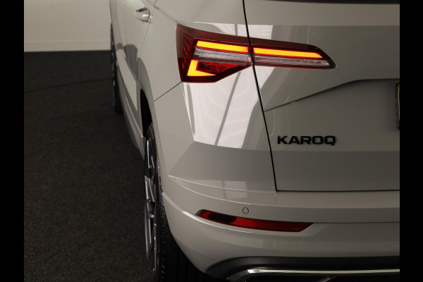 Škoda Karoq 1.5 TSI ACT Sportline Business 150pk | Wegklapbare trekhaak | Navigatie via APP | Verlengde garantie | Verwambare stoelen voor en achter