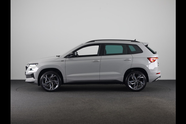 Škoda Karoq 1.5 TSI ACT Sportline Business 150pk | Wegklapbare trekhaak | Navigatie via APP | Verlengde garantie | Verwambare stoelen voor en achter