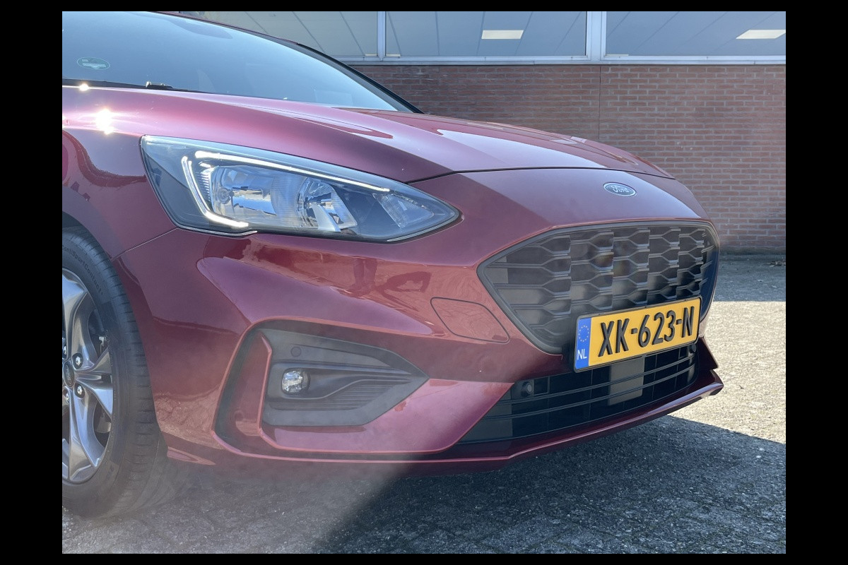 Ford Focus 150pk EcoB. ST L. Bns *NIEUW GELEVERD/DEALERONDERHOUDEN*