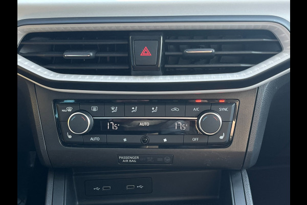 Seat Ibiza 1.0 EcoTSI Style Business Connect | Stoelverwarming | Carplay | Digitaal Dashboard