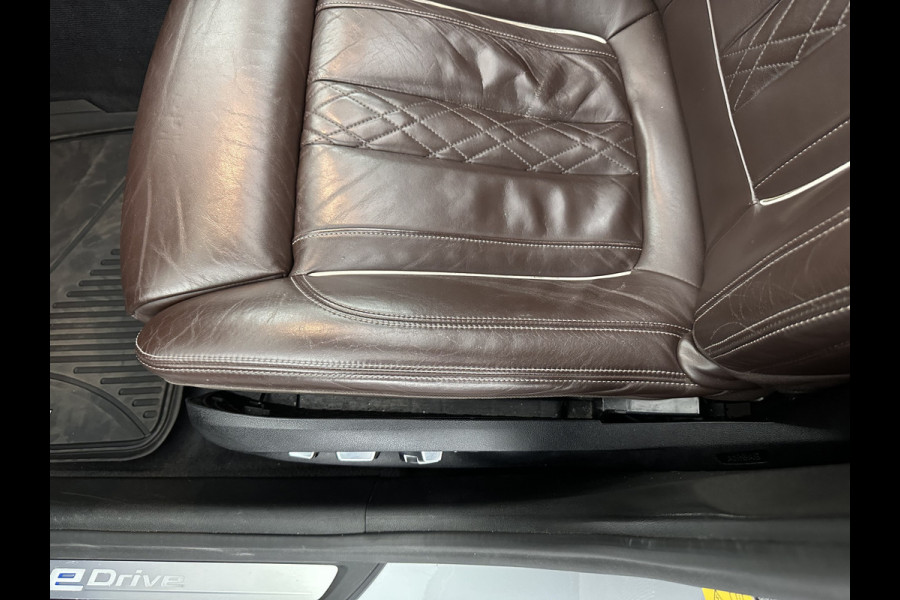 BMW 5 Serie 530e iPerformance High Executive (Plug-in) *PANO | LEATHER | FULL-LED | TOP-VIEW | HARMAN/KARDON | BLINDSPOT | MEMORY-PACK | HEATED-COMFORTSEATS | DIGI-COCKPIT | AMBIENT-LIGHT | NAVI-FULLMAP | 20''ALU*